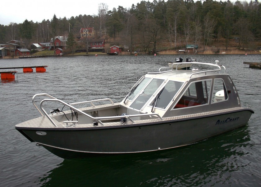 AluCraft 19 Aft Cabin