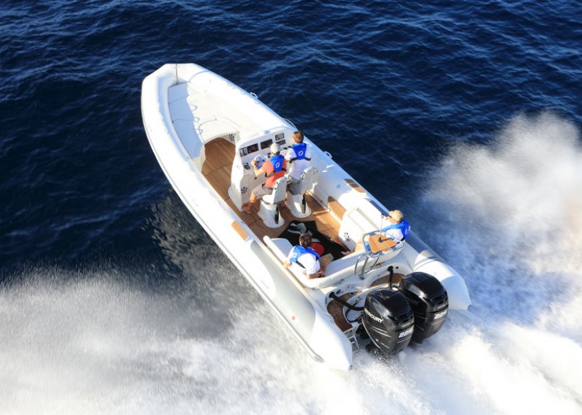 Avon Grand Tender 850