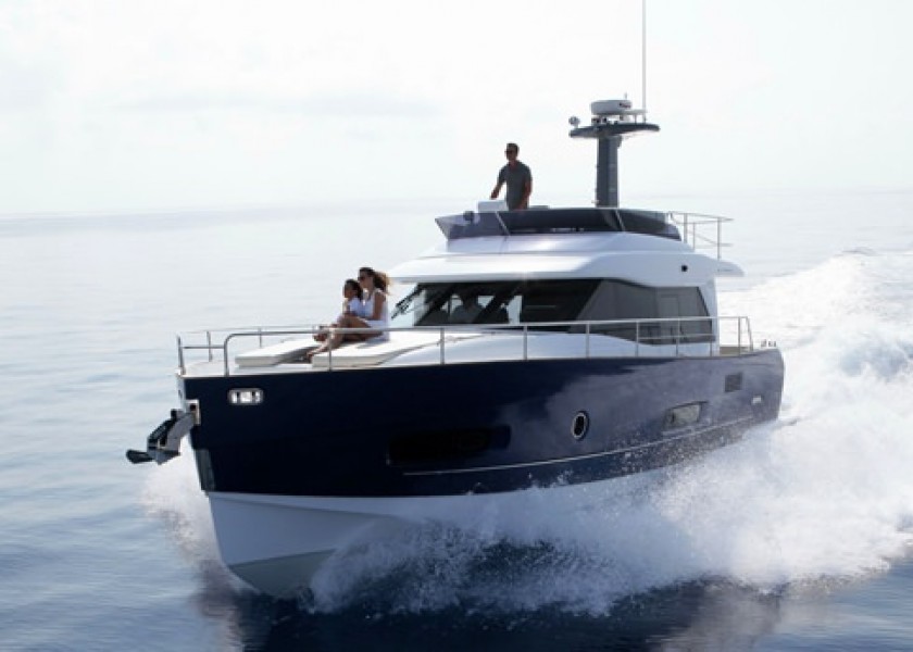 Azimut Magellano 43