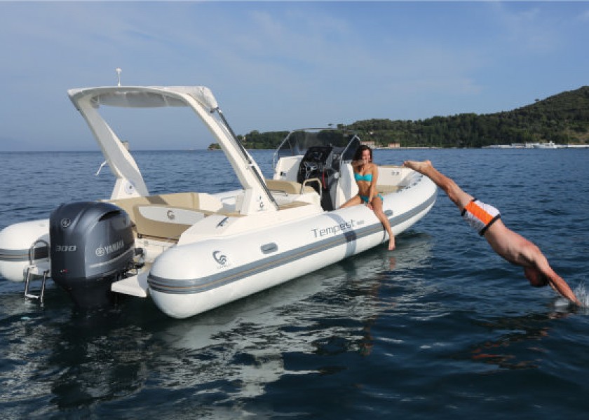 Capelli Tempest 800 Sun