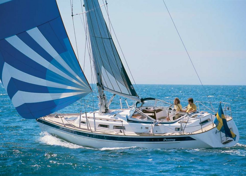 Hallberg-Rassy 37