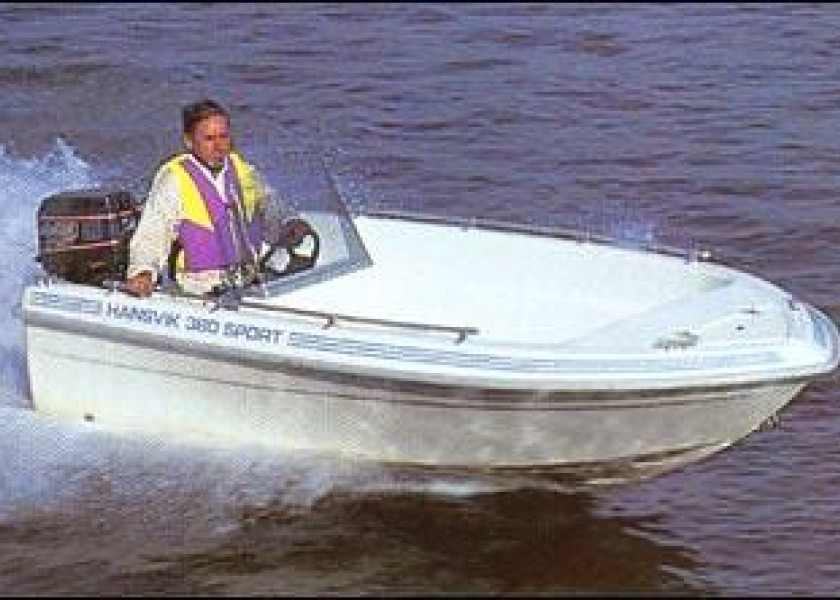 Hansvik 380 Sport