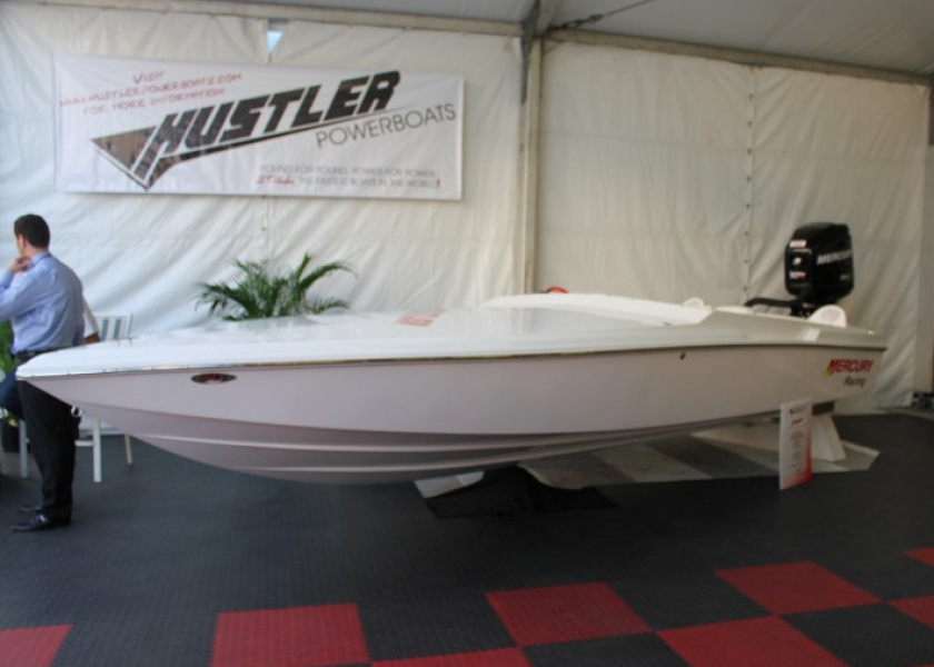 Hustler PT 221
