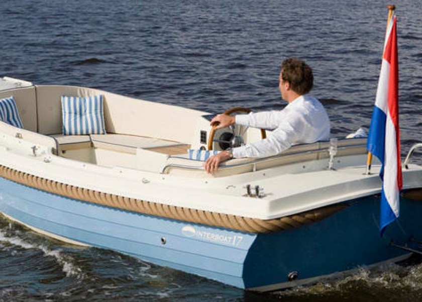 Interboat 17