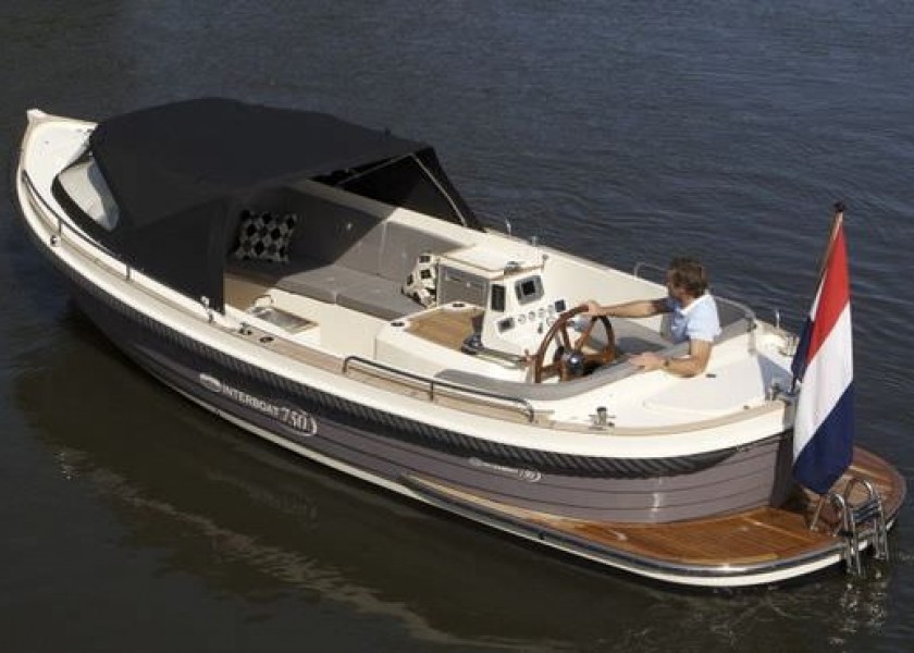 Interboat 750