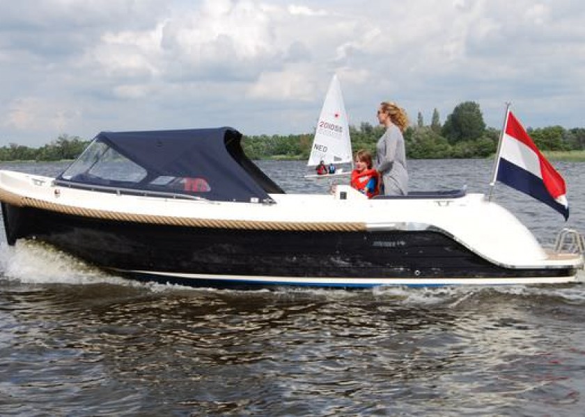 Interboat Intender 640
