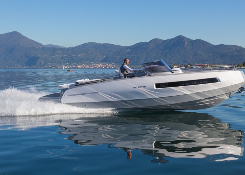 Invictus 280GT