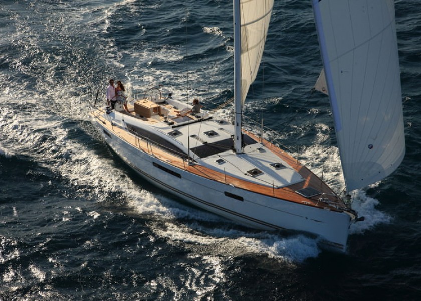 Jeanneau 53