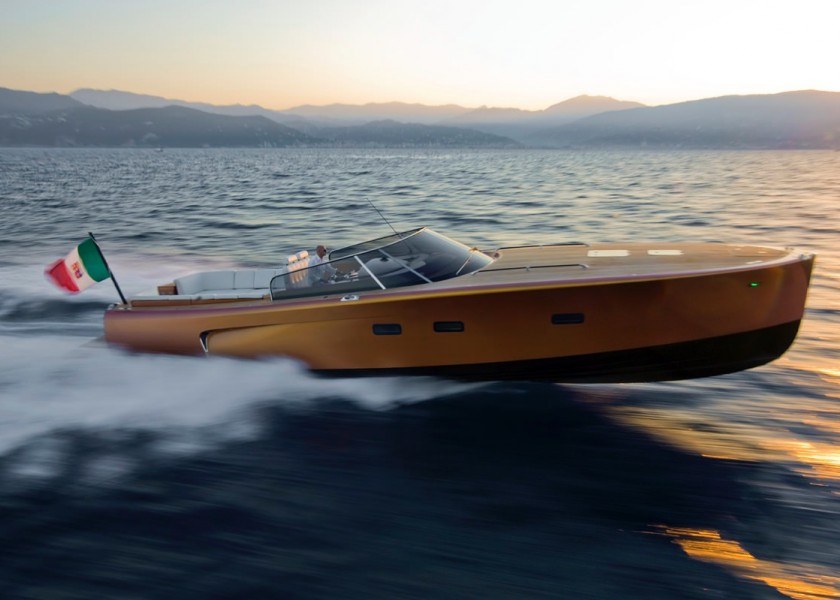 Maxi Dolphin MD51 Power