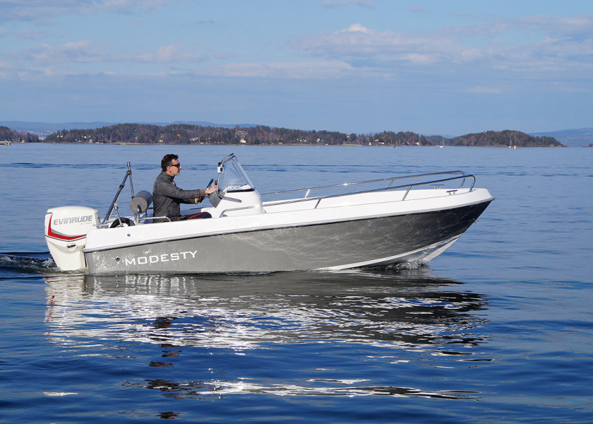 Modesty 480 Center Console