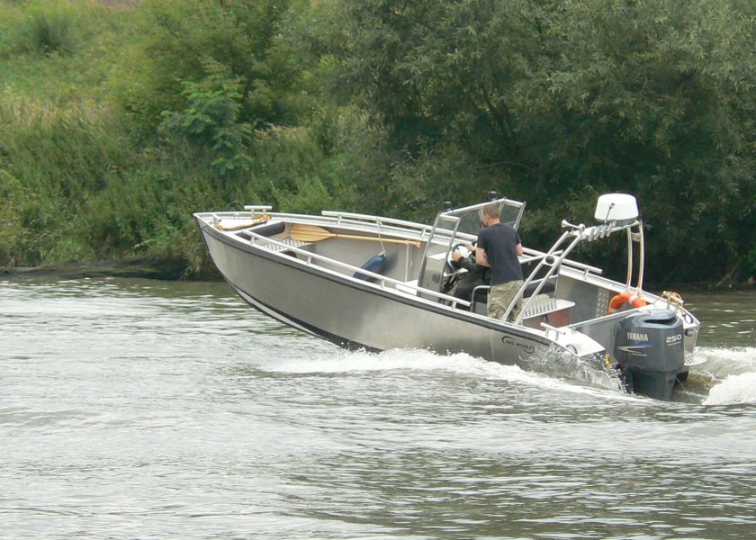 MS S690