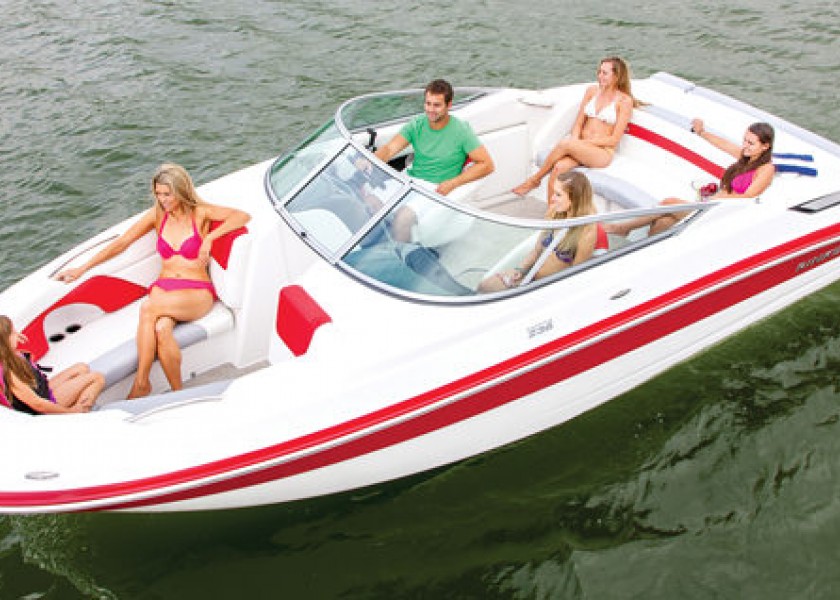 Rinker Captiva 236 BR