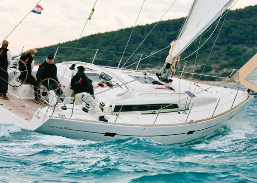 Salona 44