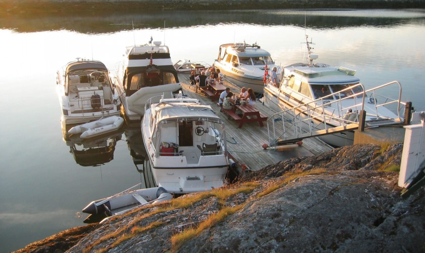 Str&oslash;m&oslash;ya