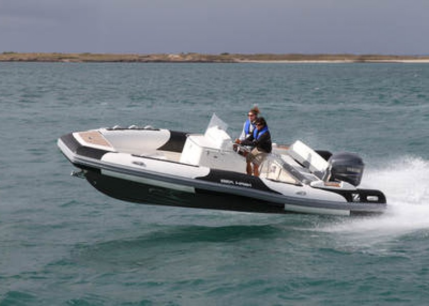 Zodiac Sea Hawk 700